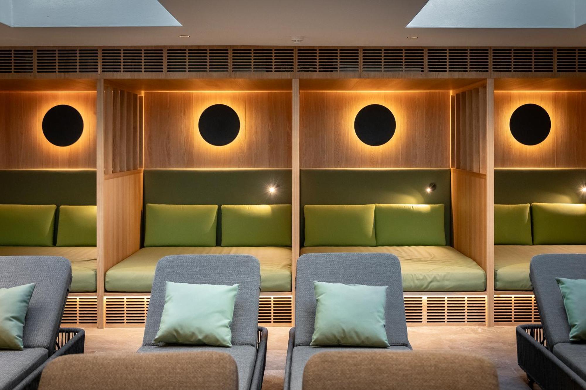 Hotel Langhof Natz-Schabs ภายนอก รูปภาพ